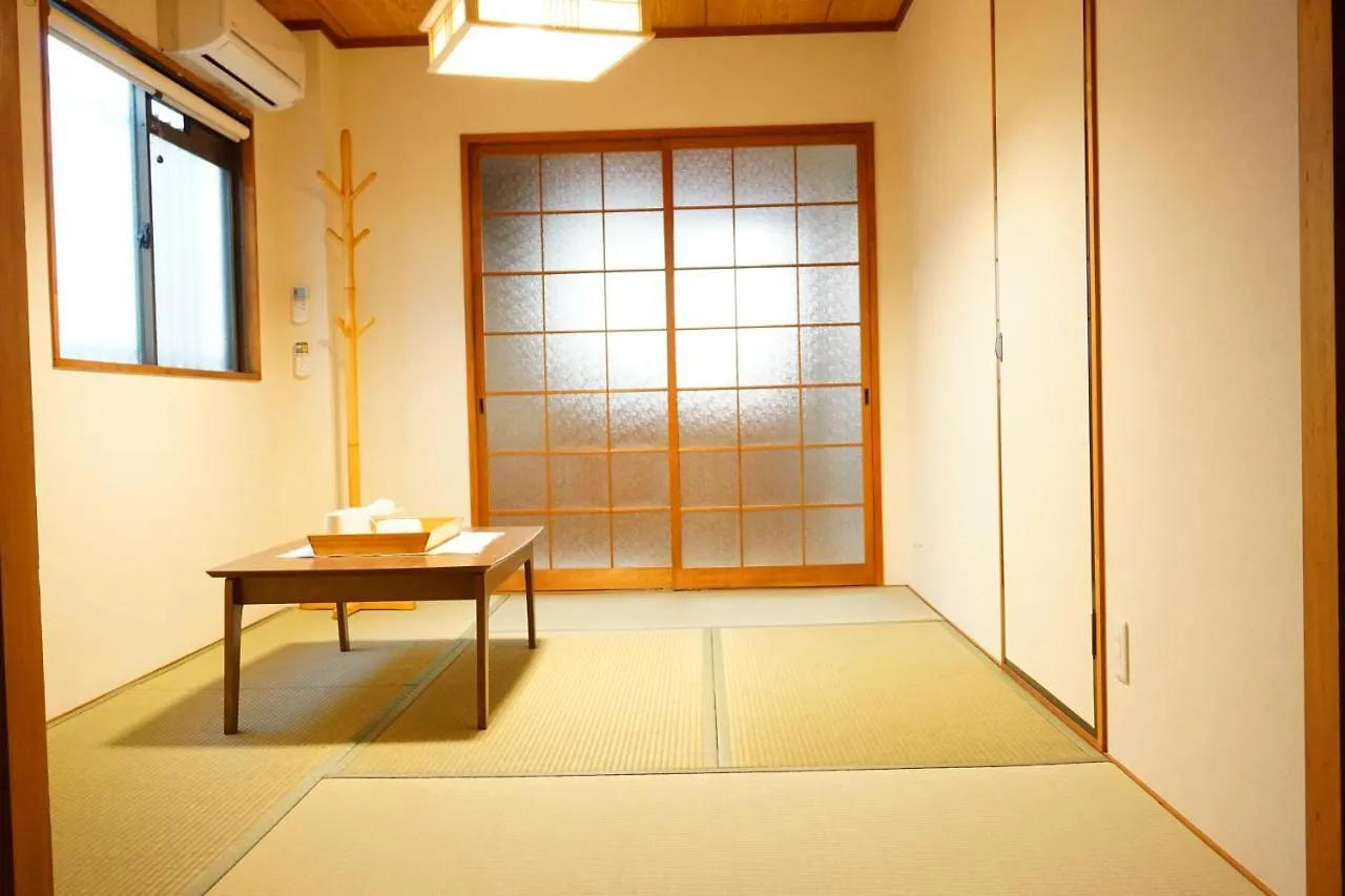 Syoga A House, Next To Natural Park Osaka