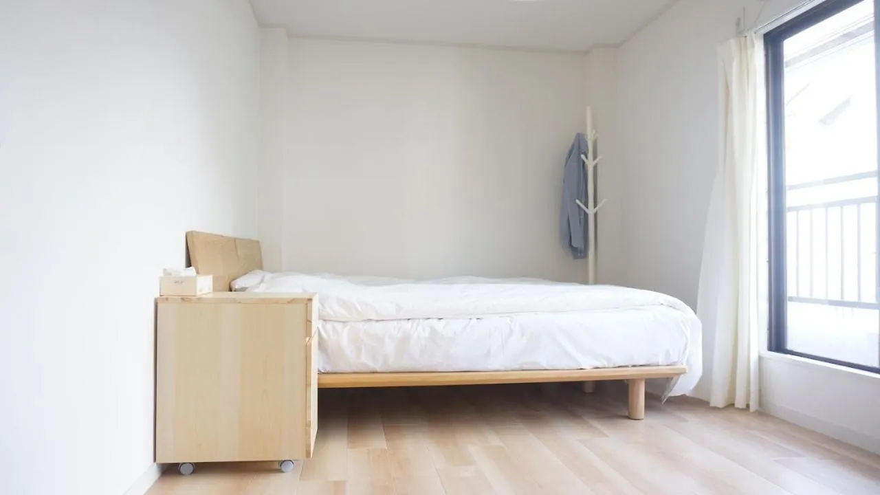 Guest house Syoga A House, Next To Natural Park Osaka Japan