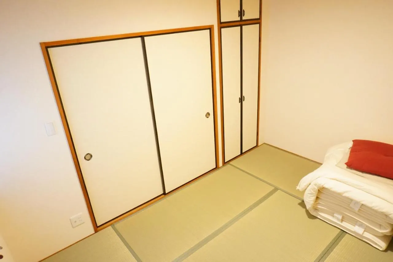 Syoga A House, Next To Natural Park Osaka